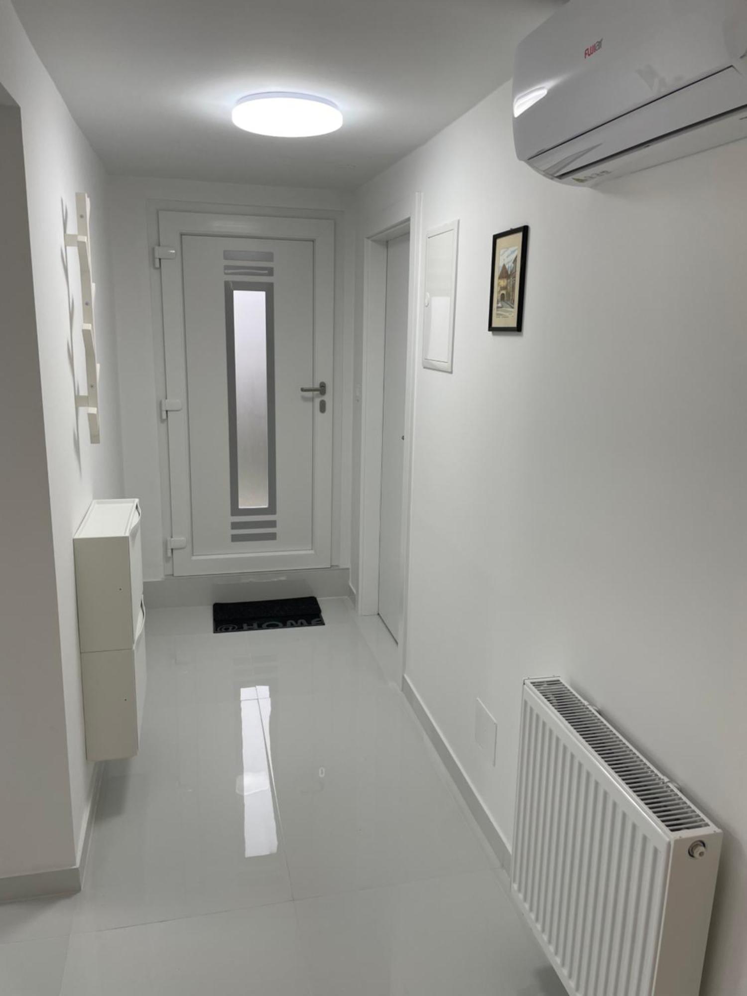 Apartment White Zagreb - Private Parking&Garage Exteriör bild